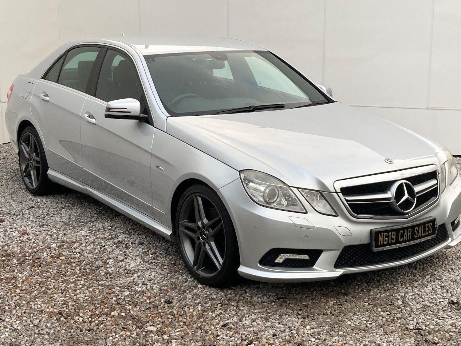 Used Mercedes-Benz E Class 2009 for sale - 76728414: Photo 23