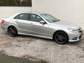 Used Mercedes-Benz E Class 2009 for sale - 76728414: Photo