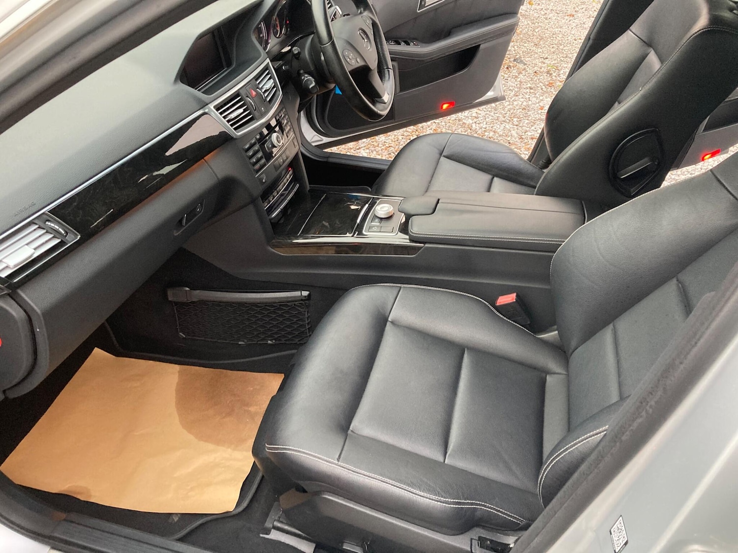 Used Mercedes-Benz E Class 2009 for sale - 76728414: Photo 9