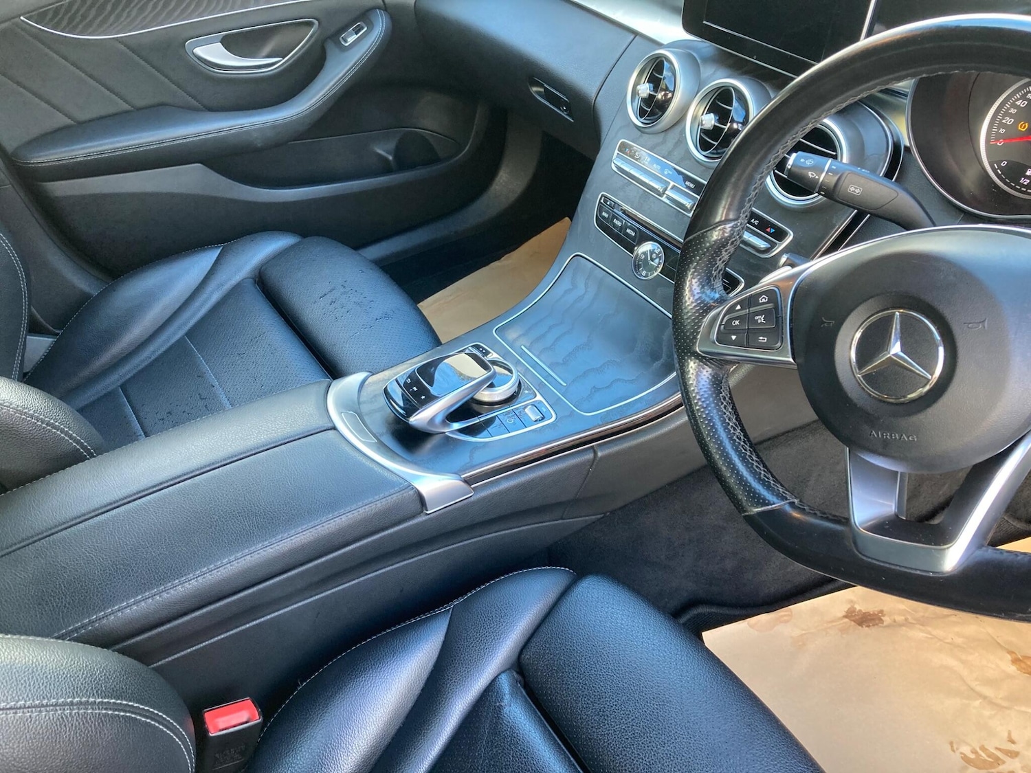 Used Mercedes-Benz C Class 2017 for sale - 76620236: Photo 11