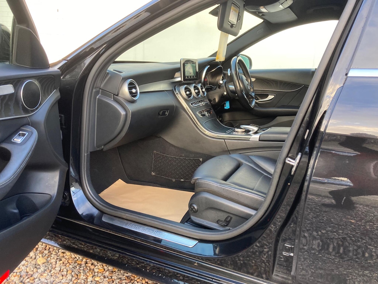 Used Mercedes-Benz C Class 2017 for sale - 76620236: Photo 6