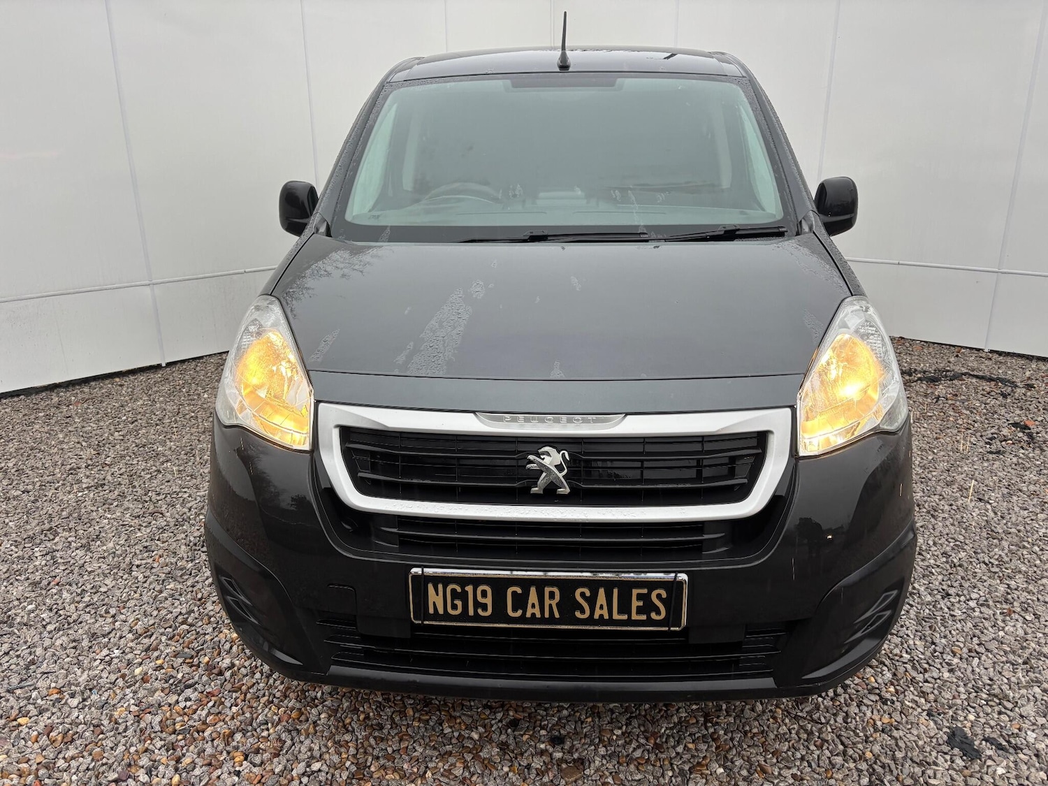 Used Peugeot Partner 2017 for sale - 77305342: Photo 5