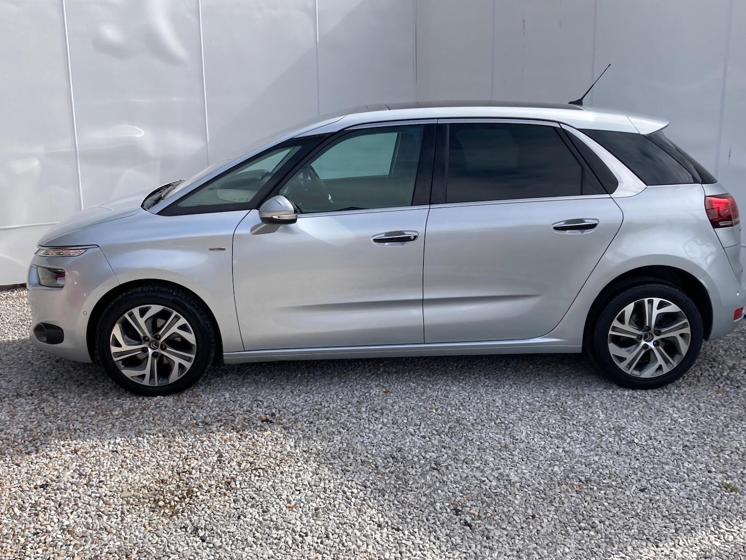 Used Citroen C4 Picasso 2016 for sale - 76644991: Photo 22