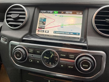 Used Land Rover Discovery 4 2015 for sale - 76887351: Photo