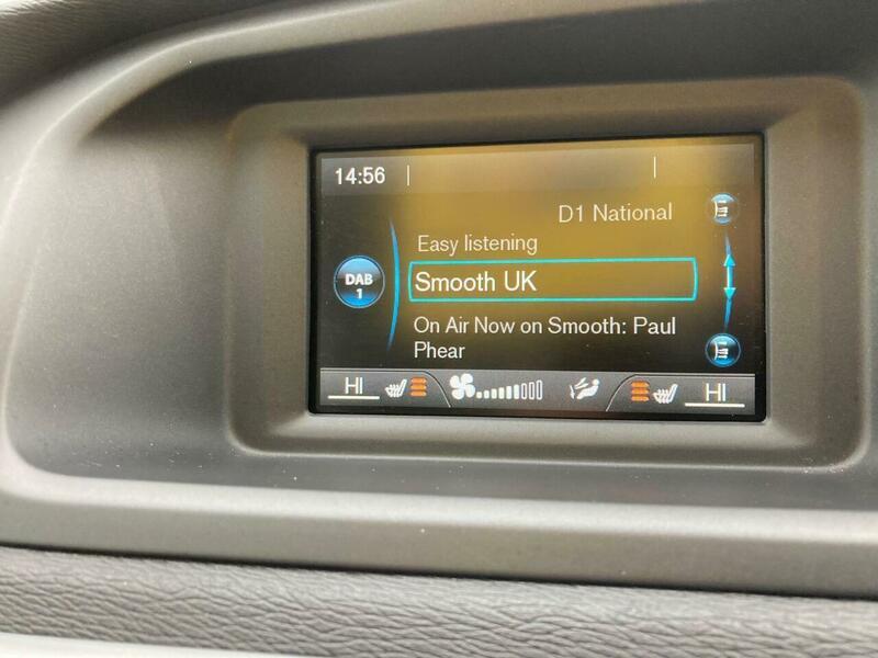 Used Volvo V40 2015 for sale - 77625449: Photo 11