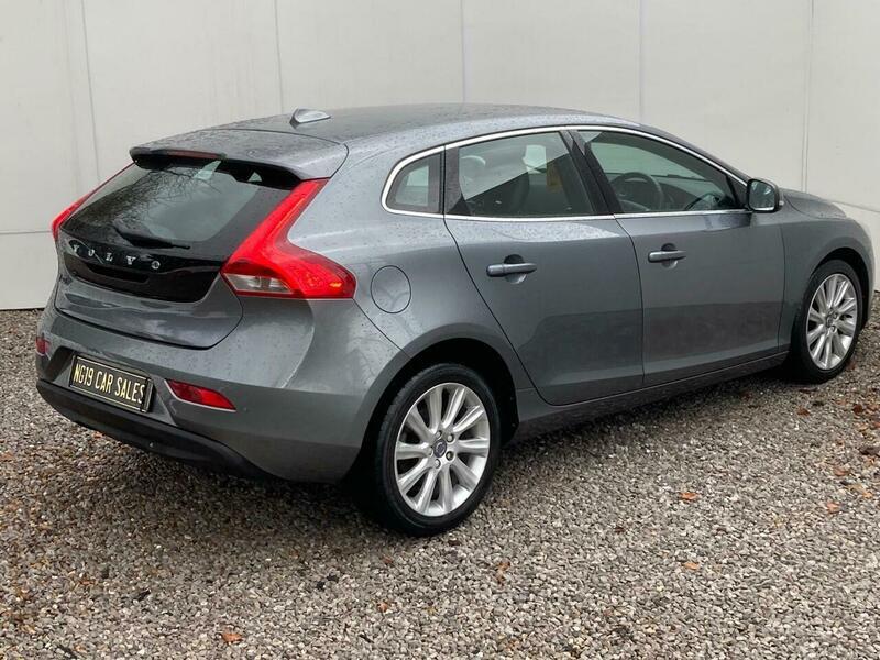 Used Volvo V40 2015 for sale - 77625449: Photo 23