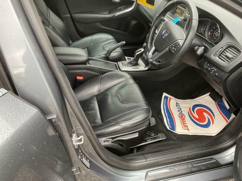 Used Volvo V40 2015 for sale - 77625449: Photo 24