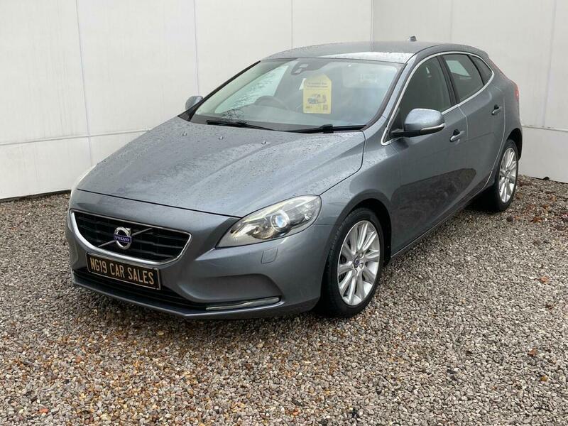 Used Volvo V40 2015 for sale - 77625449: Photo 7