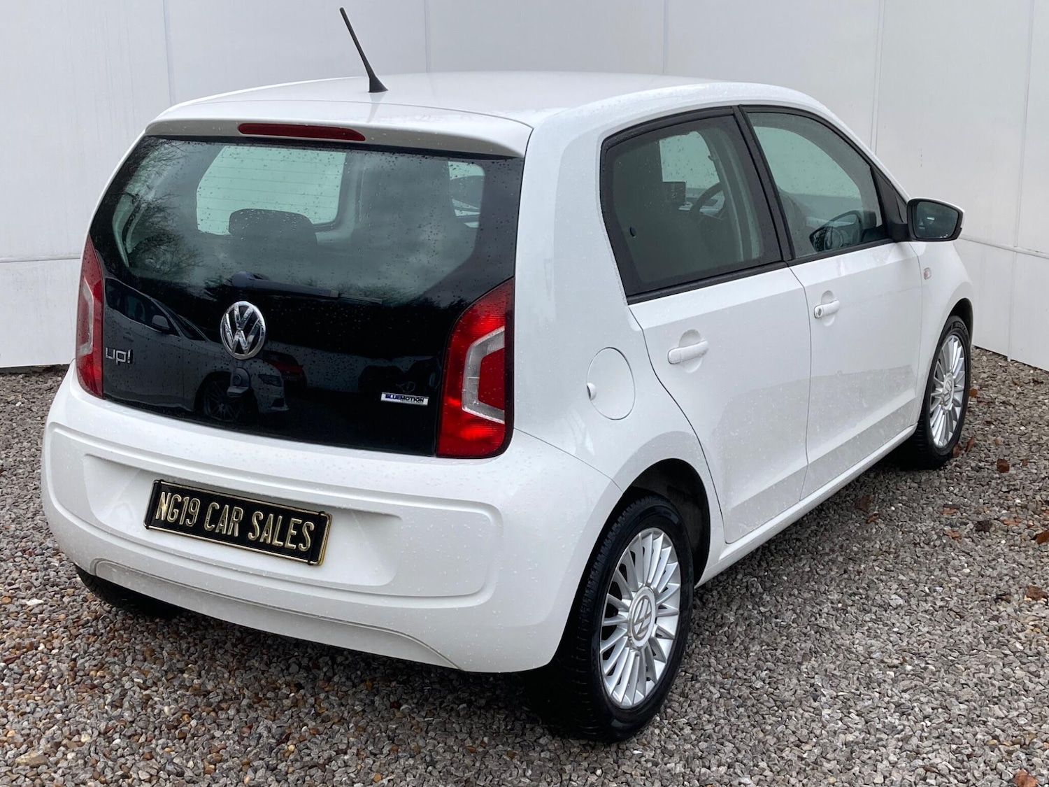 Used Volkswagen up! for sale - 77625959: Photo 3