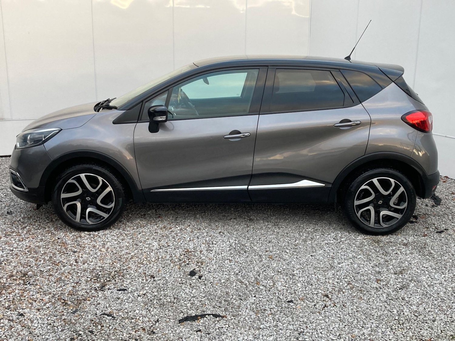 Used Renault Captur 2013 for sale - 76912975: Photo 10