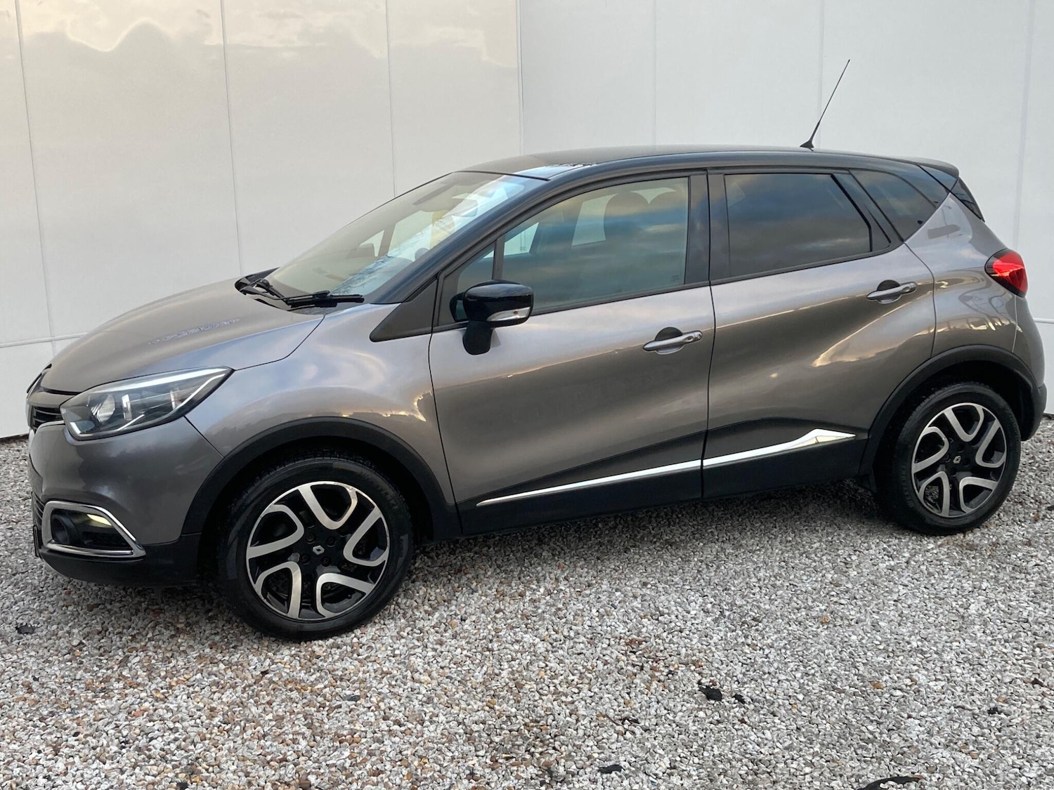 Used Renault Captur 2013 for sale - 76912975: Photo 11