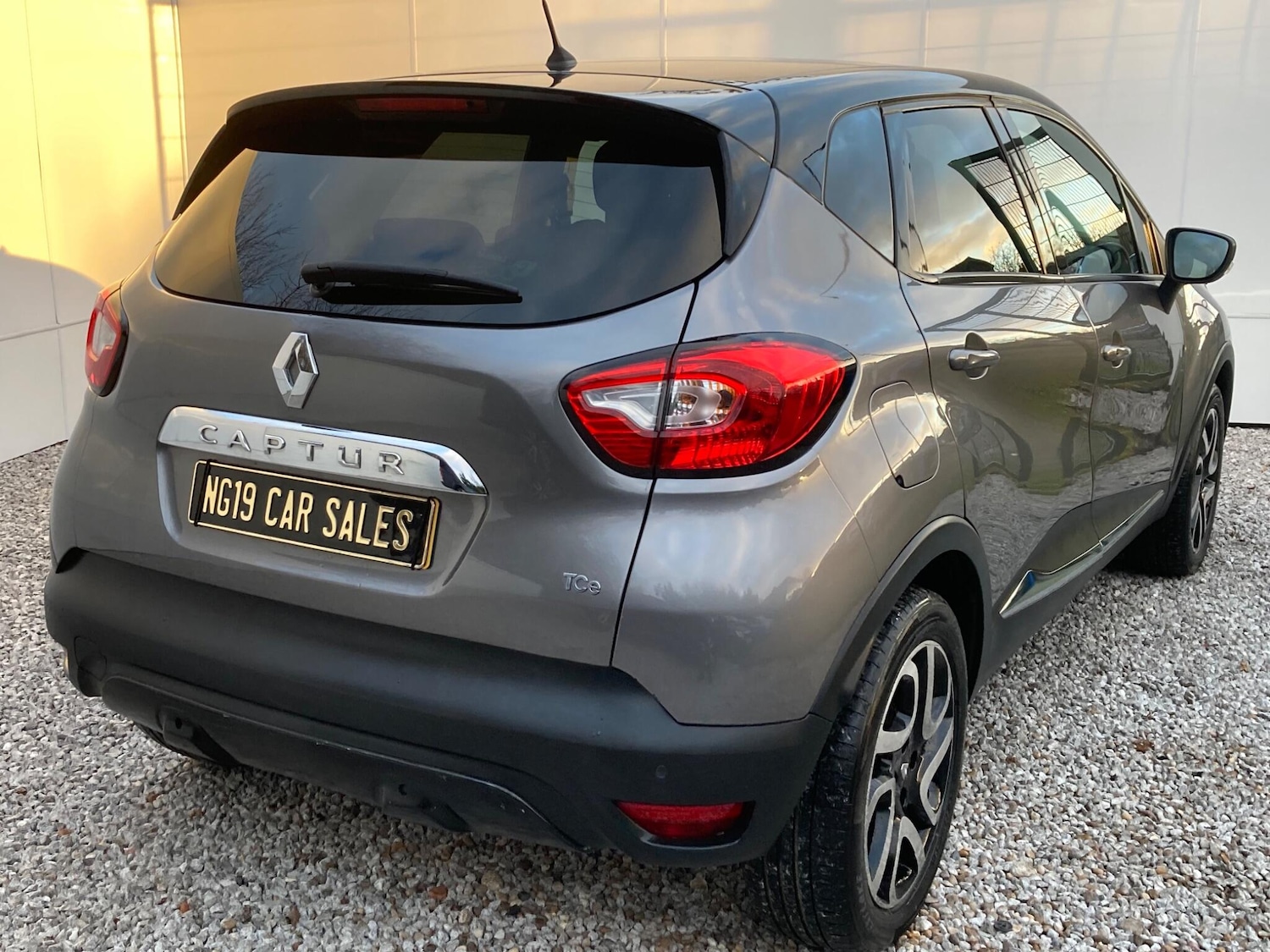 Used Renault Captur 2013 for sale - 76912975: Photo 4