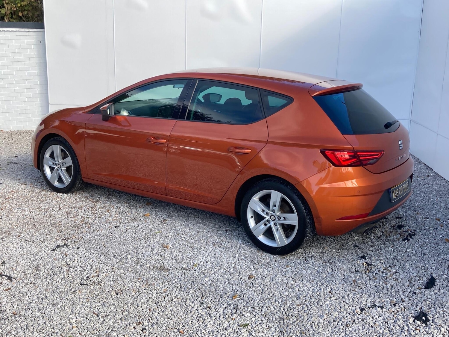 Used SEAT Leon 2018 for sale - 76644689: Photo 2