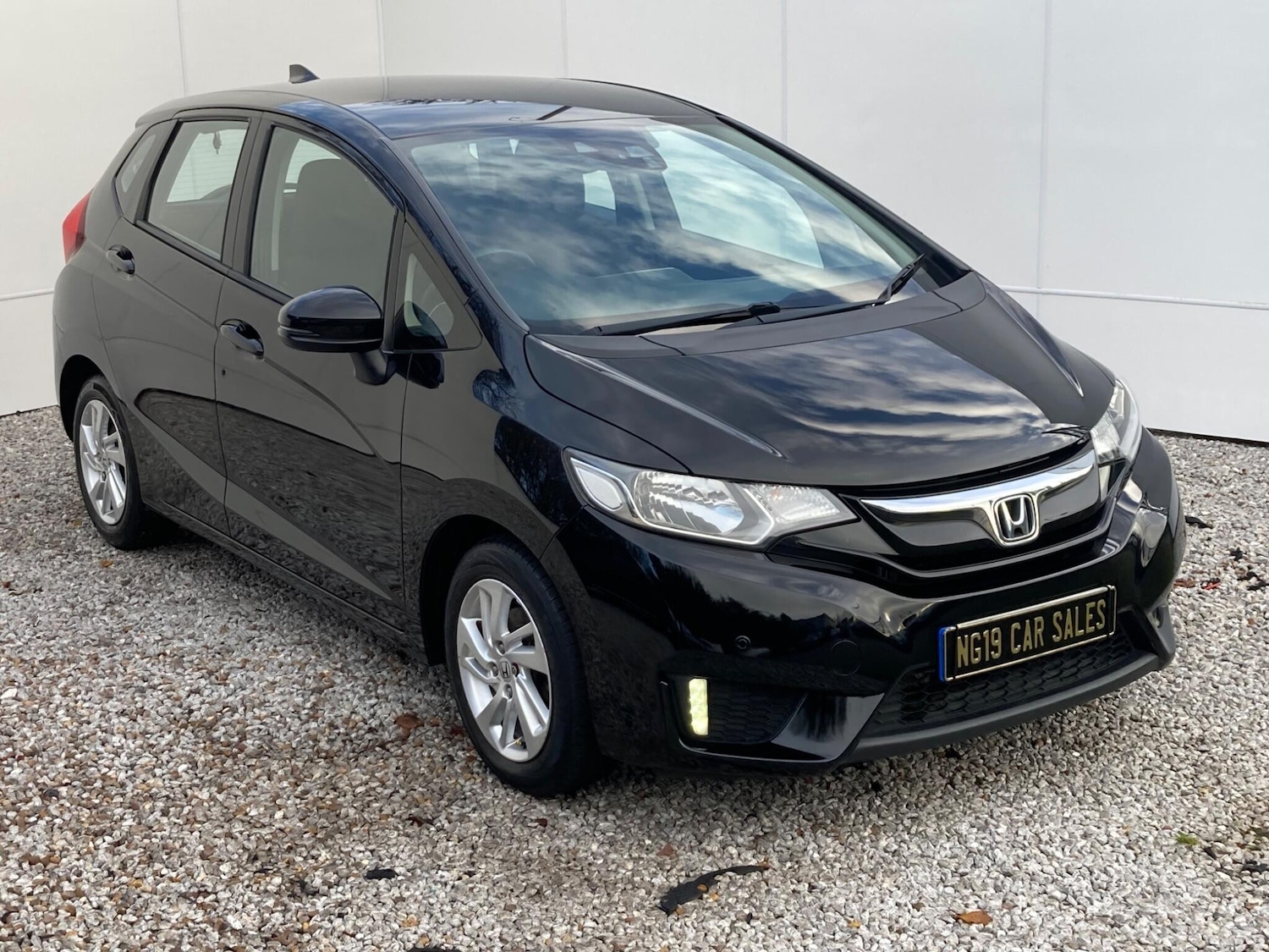 Used Honda Jazz 2015 for sale - 77143341: Photo 9