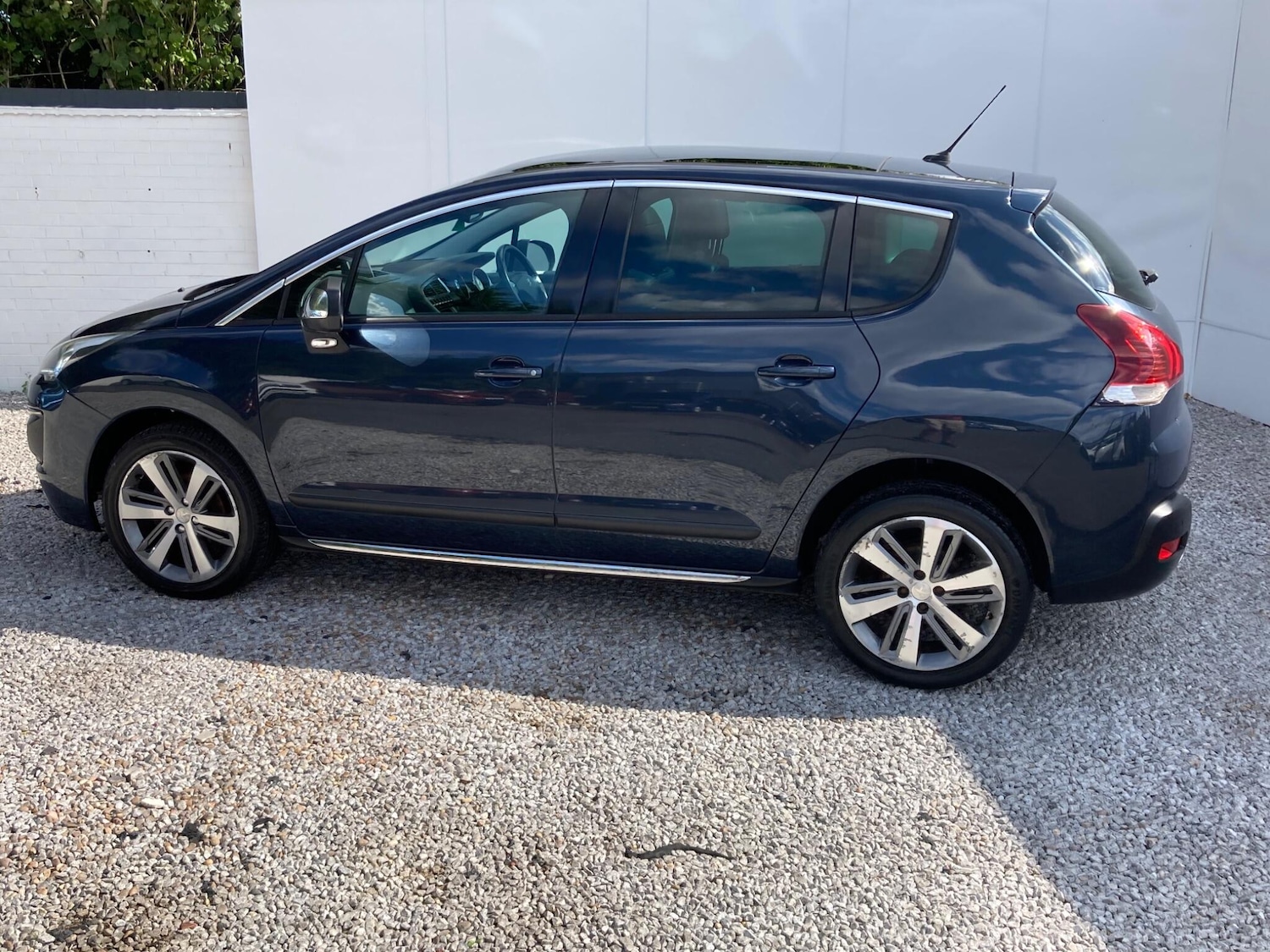 Used Peugeot 3008 2015 for sale - 76584430: Photo 14