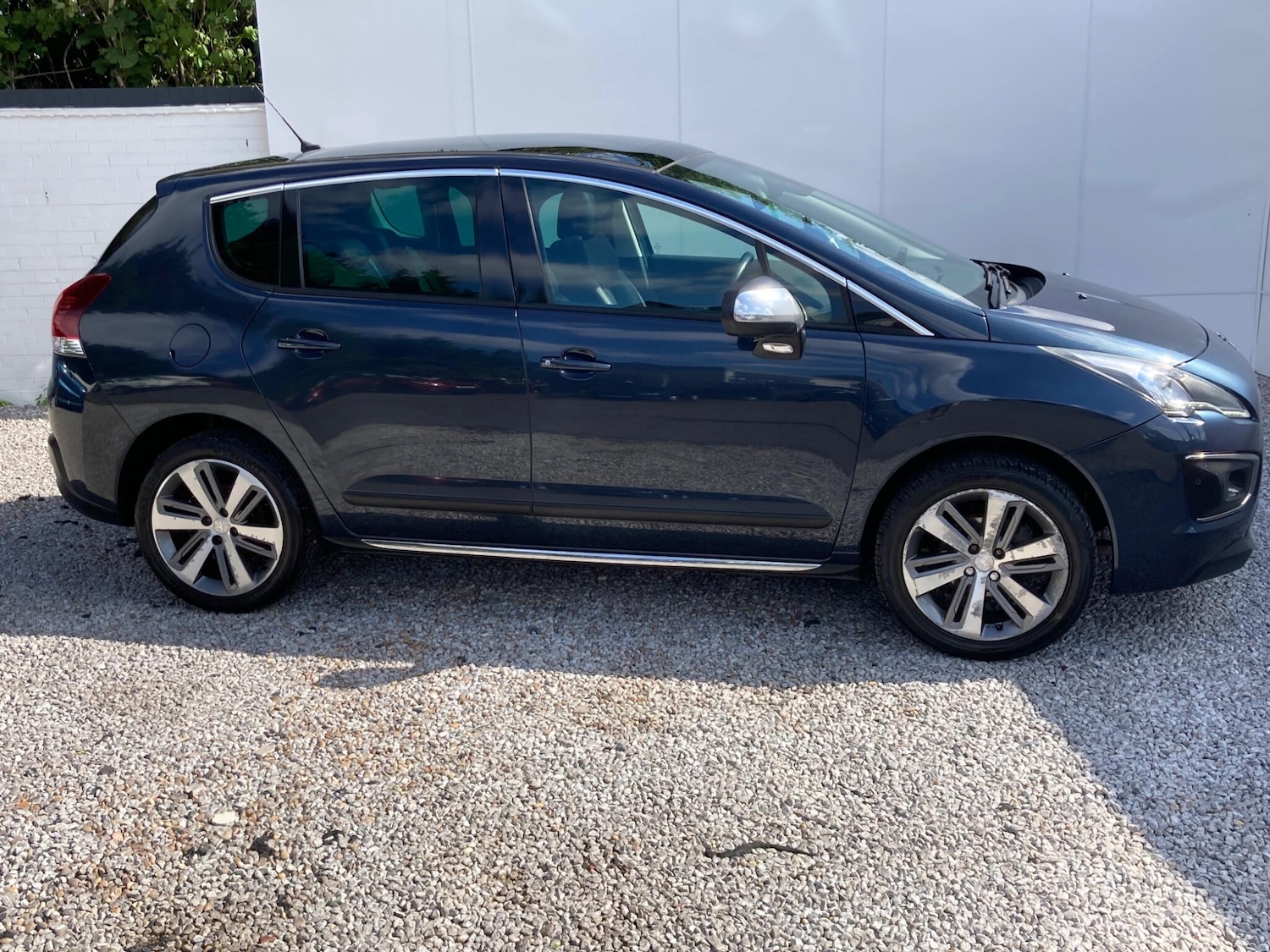 Used Peugeot 3008 2015 for sale - 76584430: Photo 4