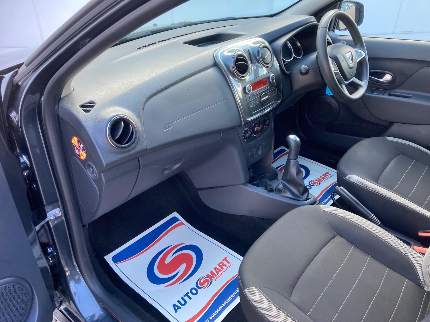 Used Dacia Sandero Stepway for sale - 78116007: Photo 11