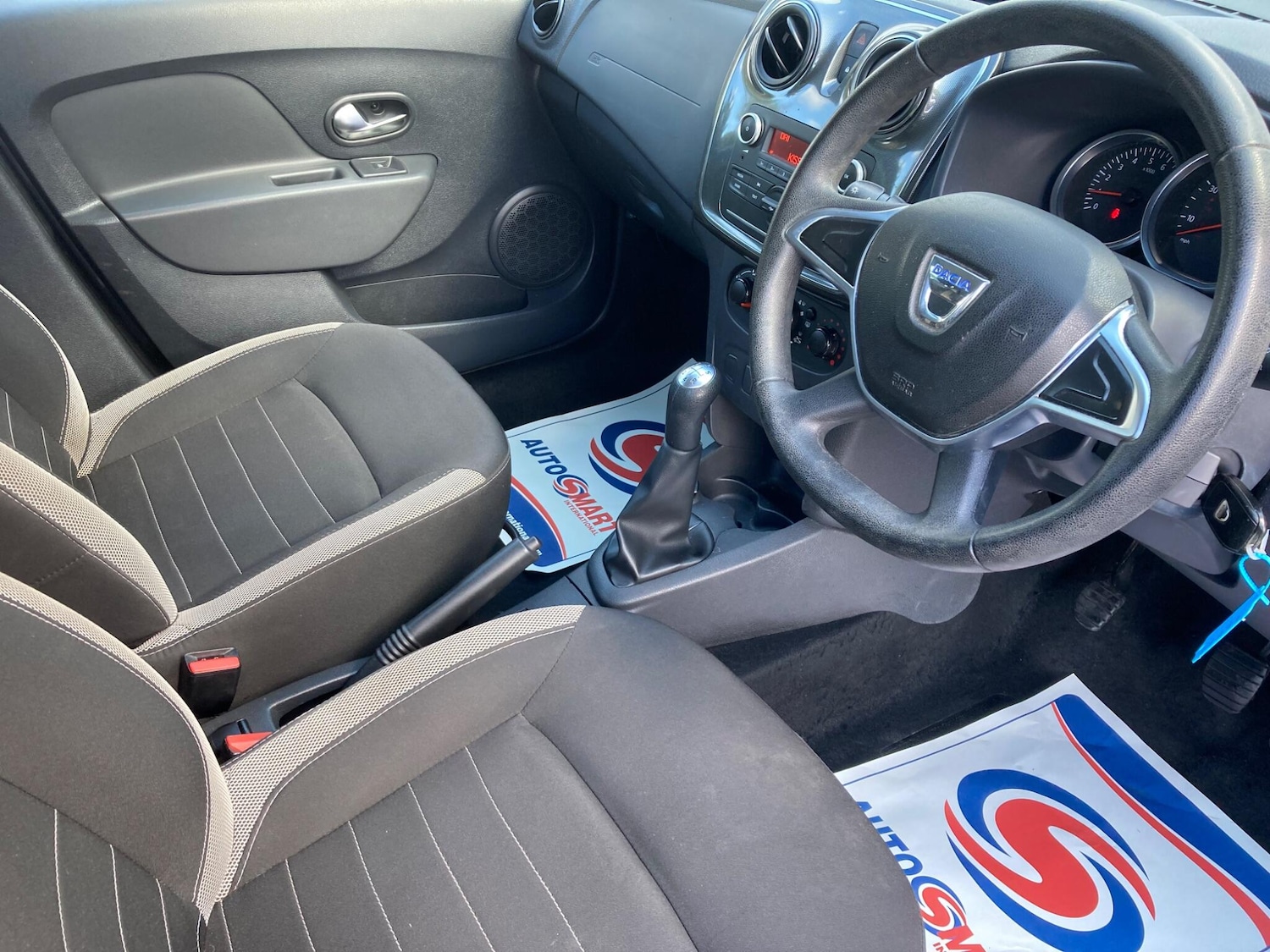 Used Dacia Sandero Stepway for sale - 78116007: Photo 3