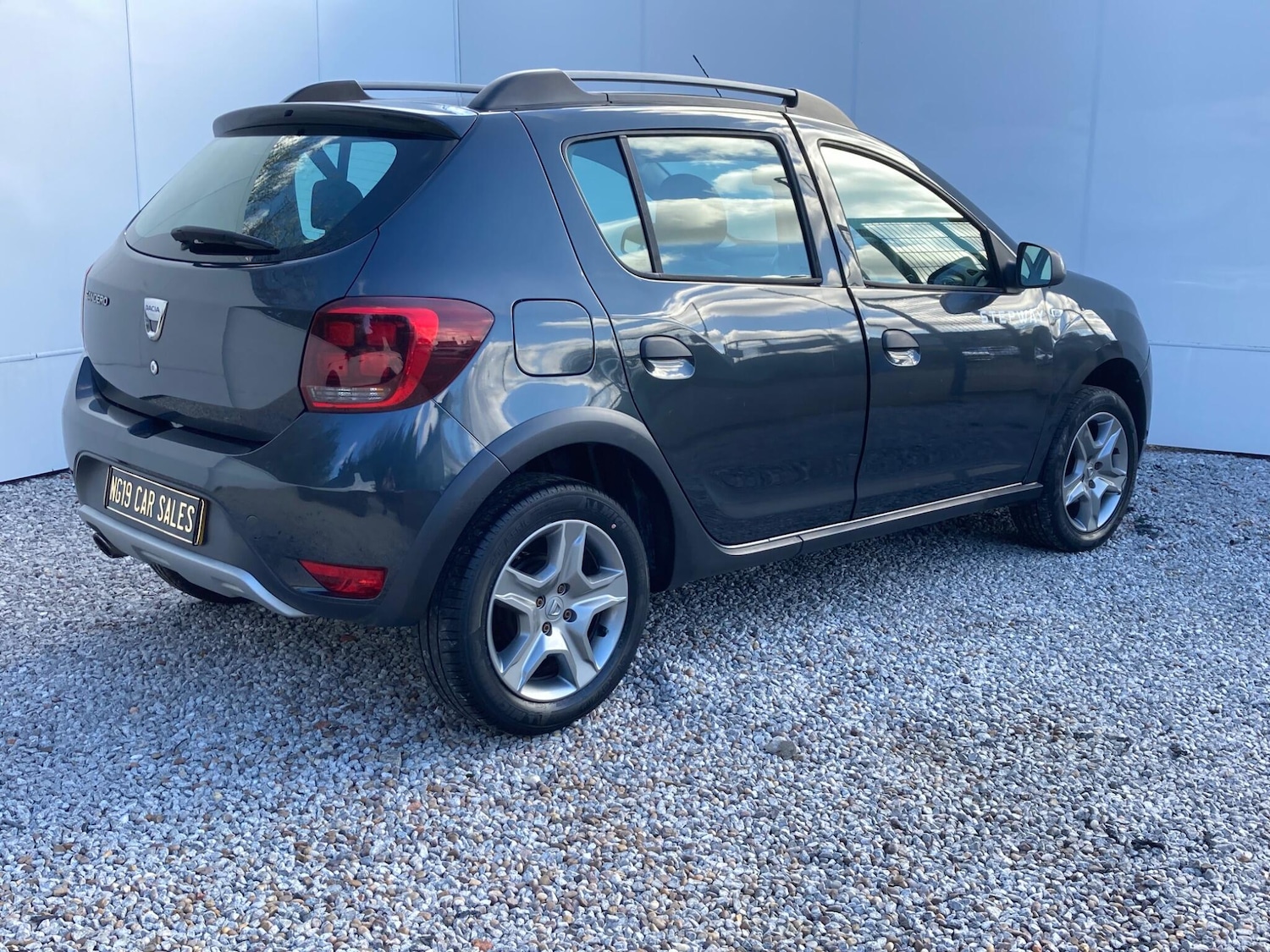 Used Dacia Sandero Stepway for sale - 78116007: Photo 4