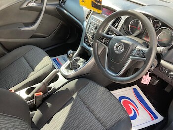 Used Vauxhall Astra 2014 for sale - 76644725: Photo