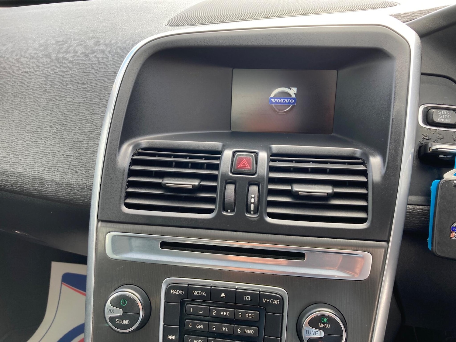 Used Volvo XC60 2014 for sale - 76646354: Photo 14