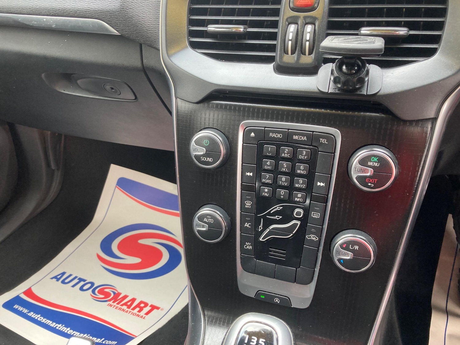 Used Volvo V40 2017 for sale - 76645465: Photo 22