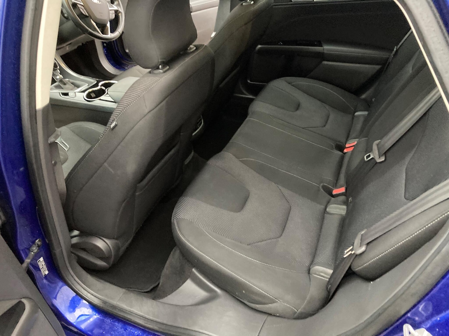 Used Ford Mondeo 2015 for sale - 77305315: Photo 21