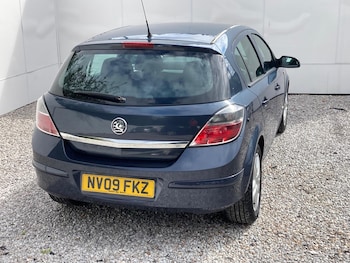 Used Vauxhall Astra 2009 for sale - 76646347: Photo