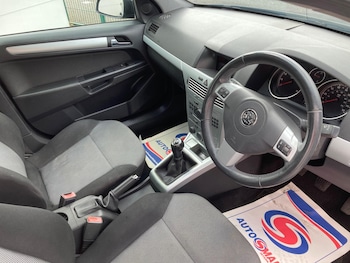 Used Vauxhall Astra 2009 for sale - 76646347: Photo