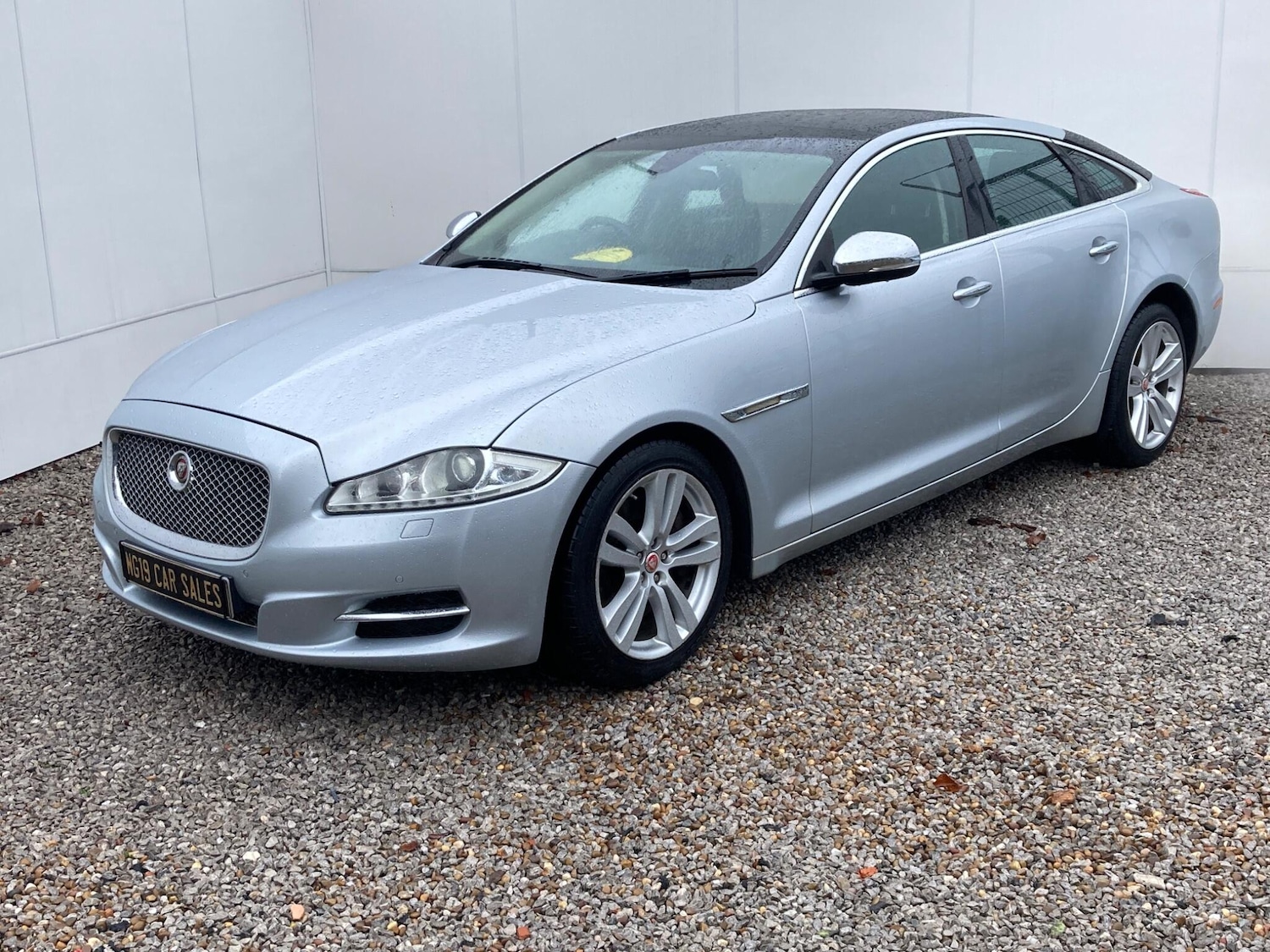 Used Jaguar XJ 2010 for sale - 77456508: Photo 12