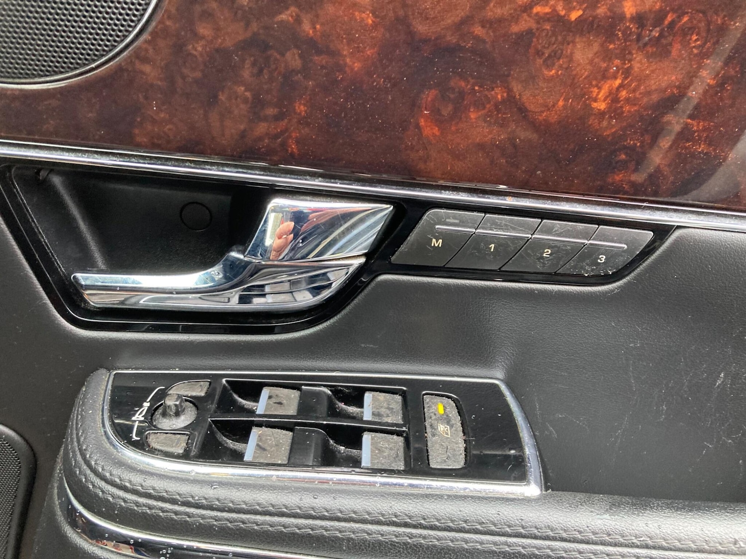 Used Jaguar XJ 2010 for sale - 77456508: Photo 19