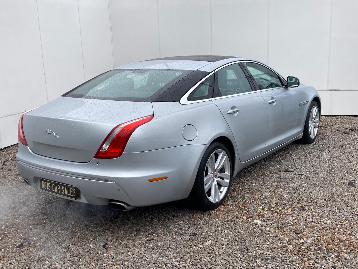 Used Jaguar XJ 2010 for sale - 77456508: Photo 22