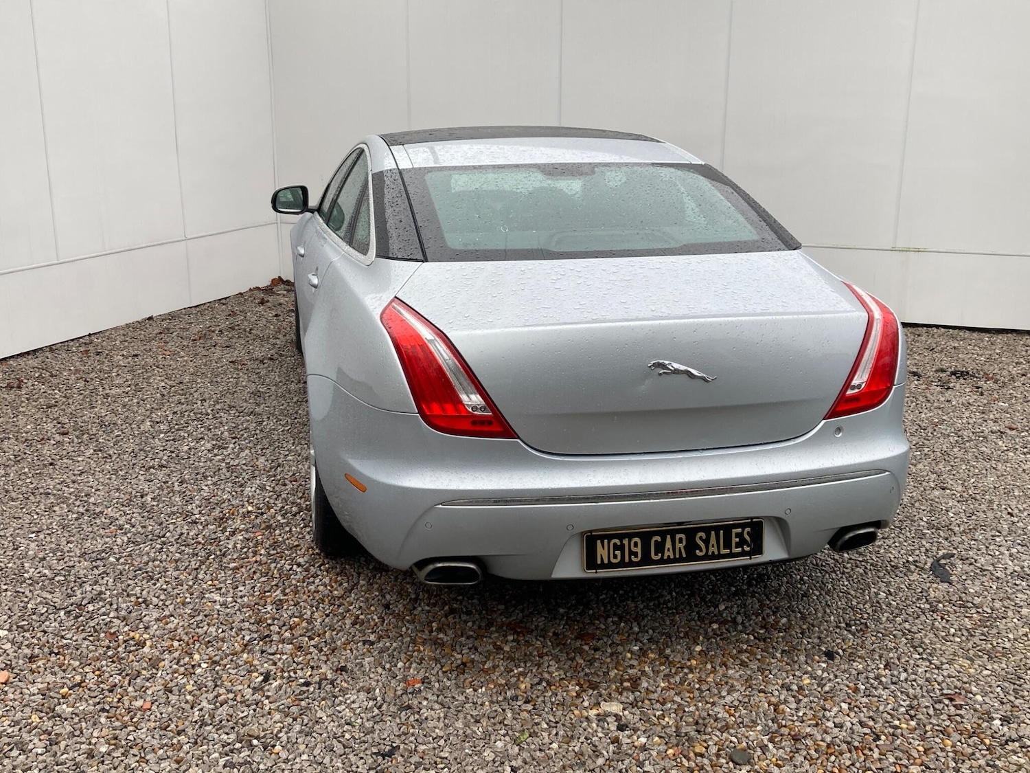 Used Jaguar XJ 2010 for sale - 77456508: Photo 26
