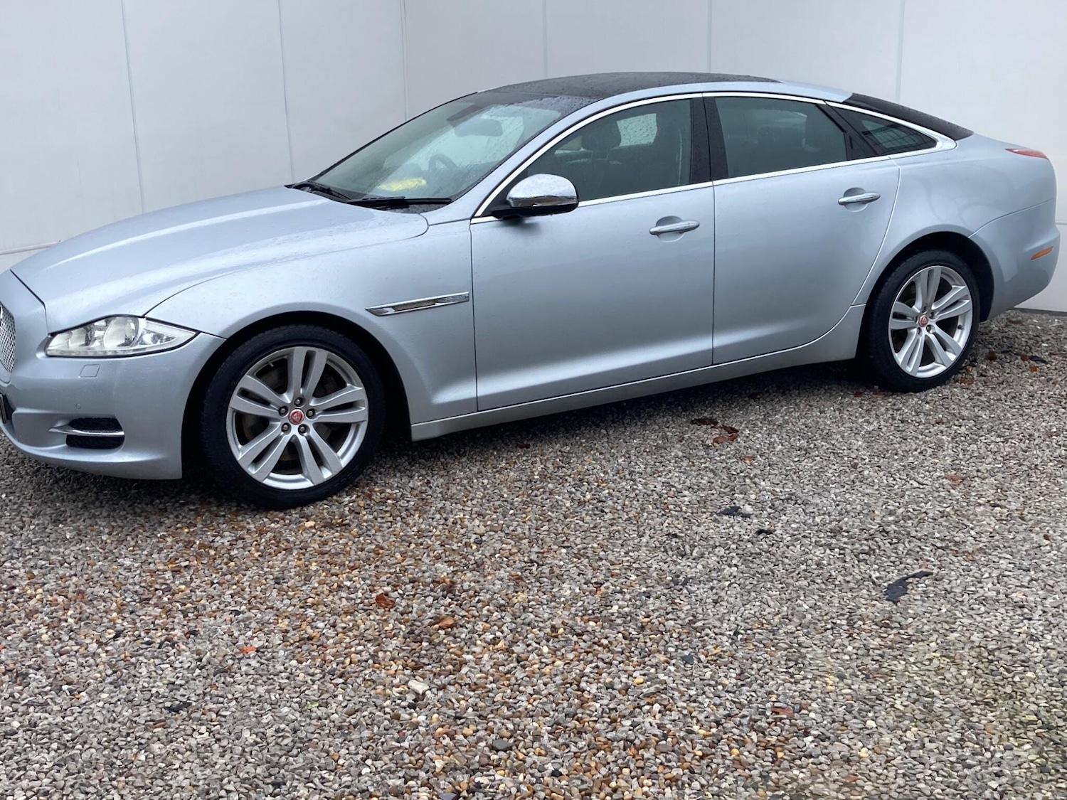 Used Jaguar XJ 2010 for sale - 77456508: Photo 5