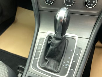 Used Volkswagen Golf 2014 for sale - 76658762: Photo