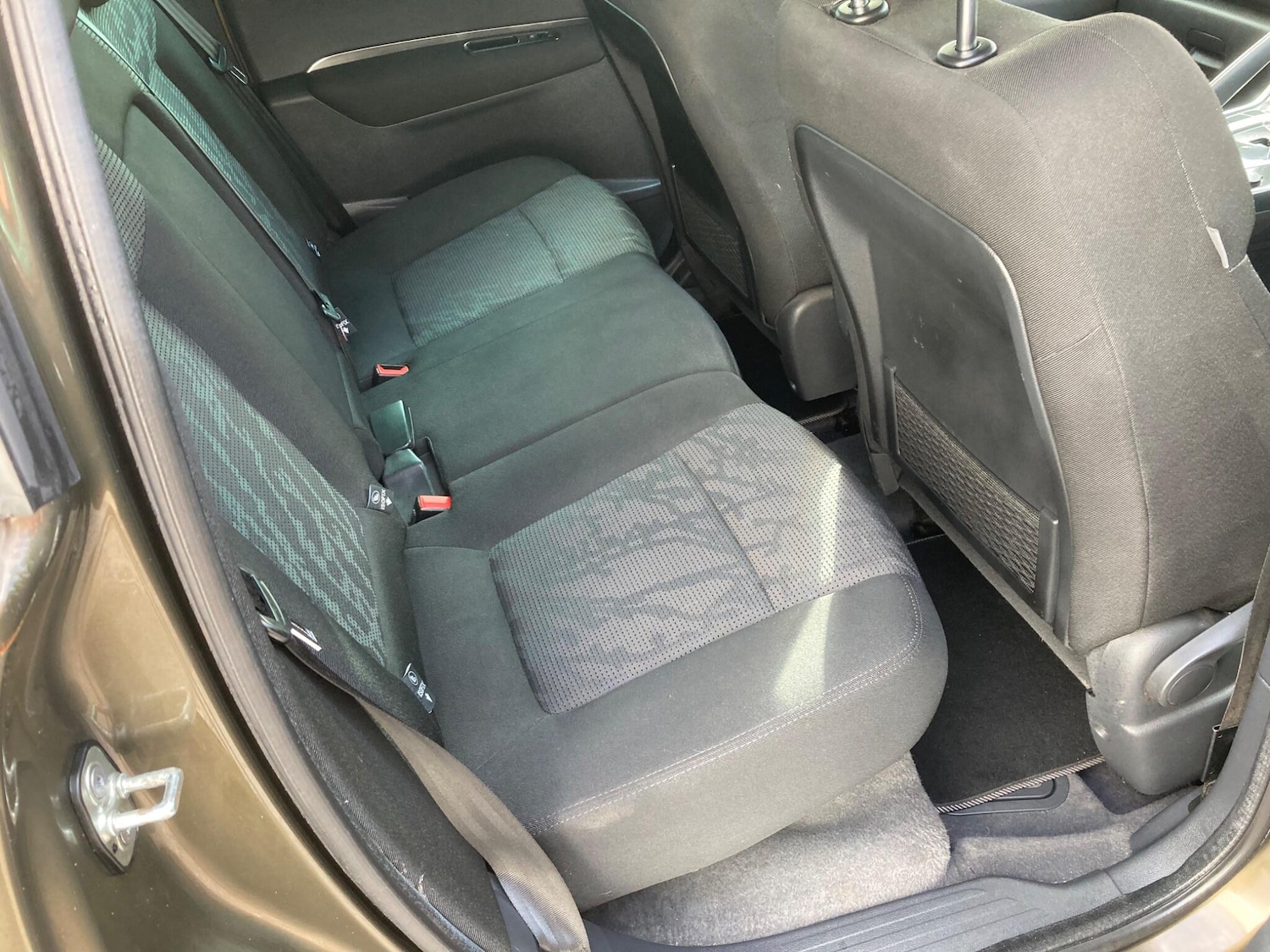 Used Peugeot 3008 2010 for sale - 76584972: Photo 24