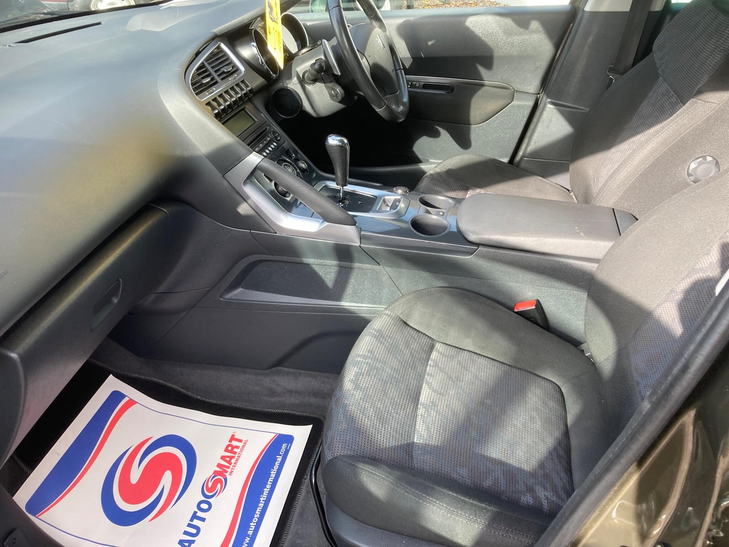 Used Peugeot 3008 2010 for sale - 76584972: Photo 8