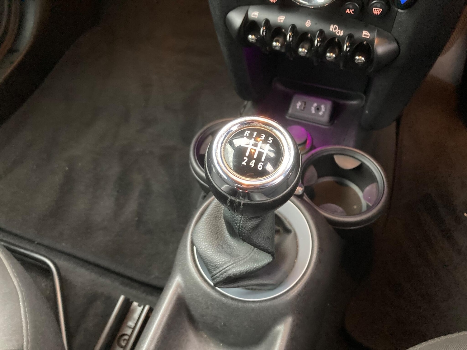 Used MINI Convertible 2013 for sale - 77993462: Photo 11