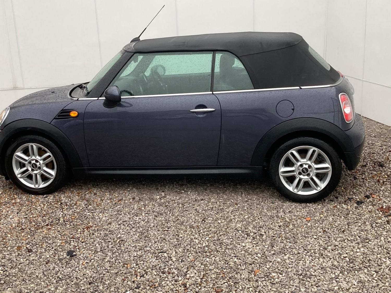 Used MINI Convertible 2013 for sale - 77993462: Photo 17