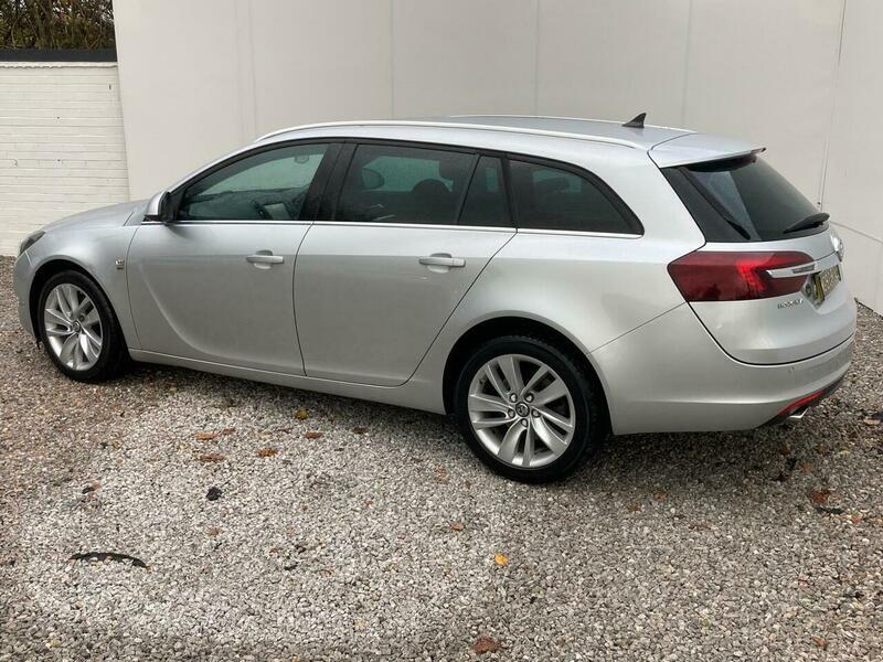 Used Vauxhall Insignia 2017 for sale - 76644681: Photo 8