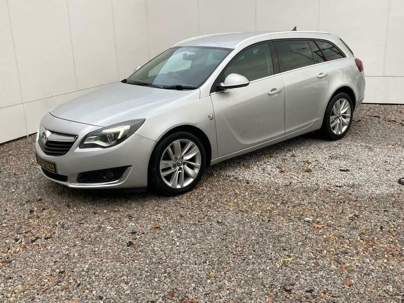 Used Vauxhall Insignia 2017 for sale - 76644681: Photo 9