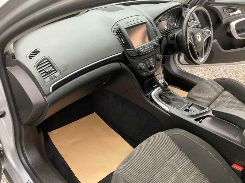 Used Vauxhall Insignia 2017 for sale - 77304992: Photo 13