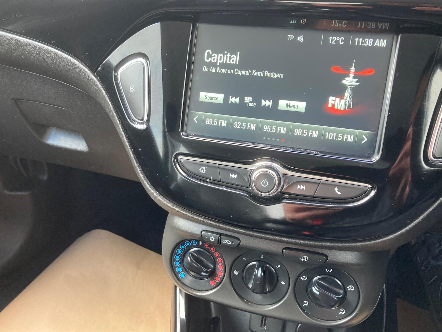 Used Vauxhall ADAM 2017 for sale - 76993663: Photo 4