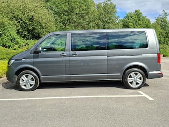 Used Volkswagen Transporter Shuttle 2024 for sale - 79452329: Photo