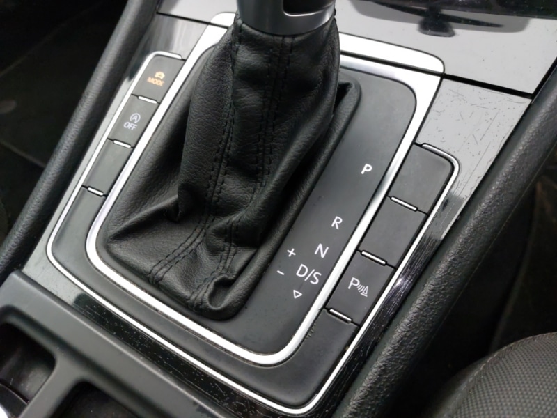 Used Volkswagen Golf 2018 for sale - 77777023: Photo 18