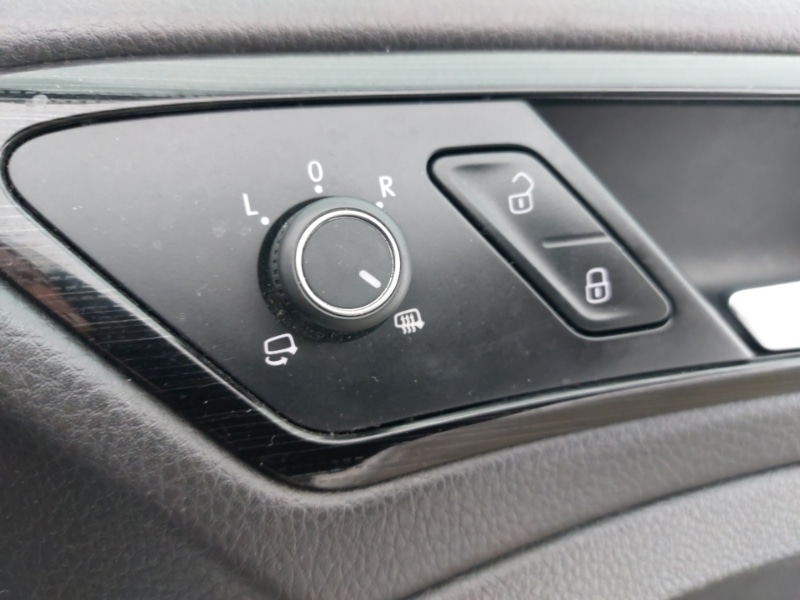 Used Volkswagen Golf 2018 for sale - 77777023: Photo 19