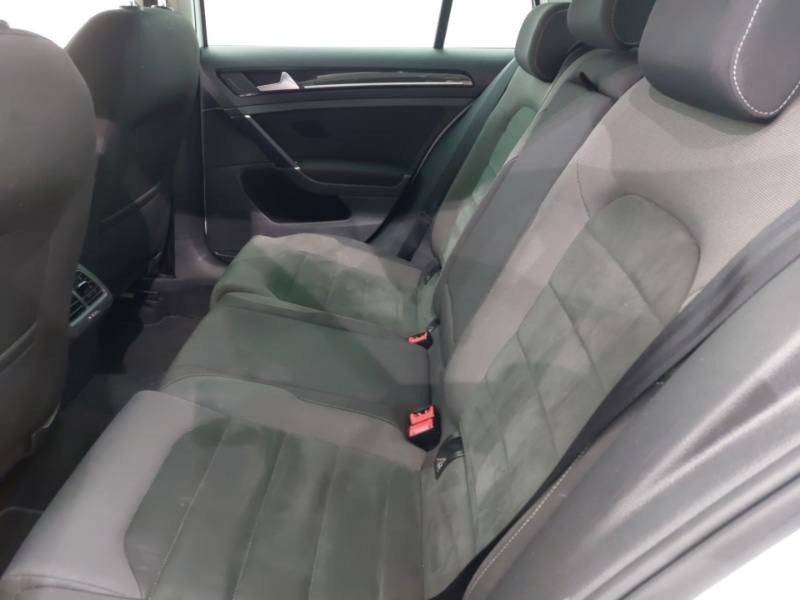 Used Volkswagen Golf 2018 for sale - 77777023: Photo 6