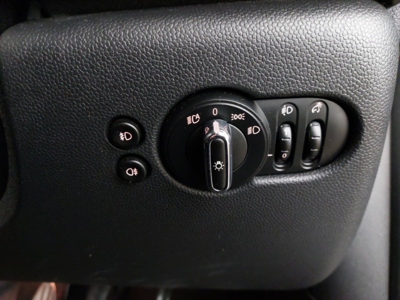 Used MINI Hatch 2019 for sale - 76498330: Photo 10