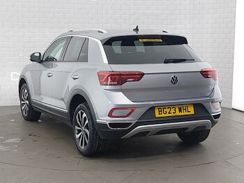 Used Volkswagen T-Roc 2023 for sale - 78572515: Photo
