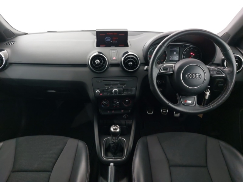 Used Audi A1 2018 for sale - 77338057: Photo 2